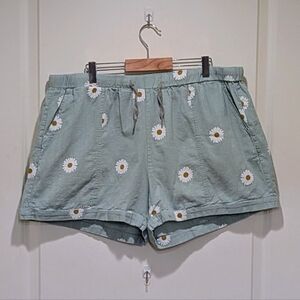EUC Misslook 3XL Mint Green Cotton Daisy Print Mini Shorts